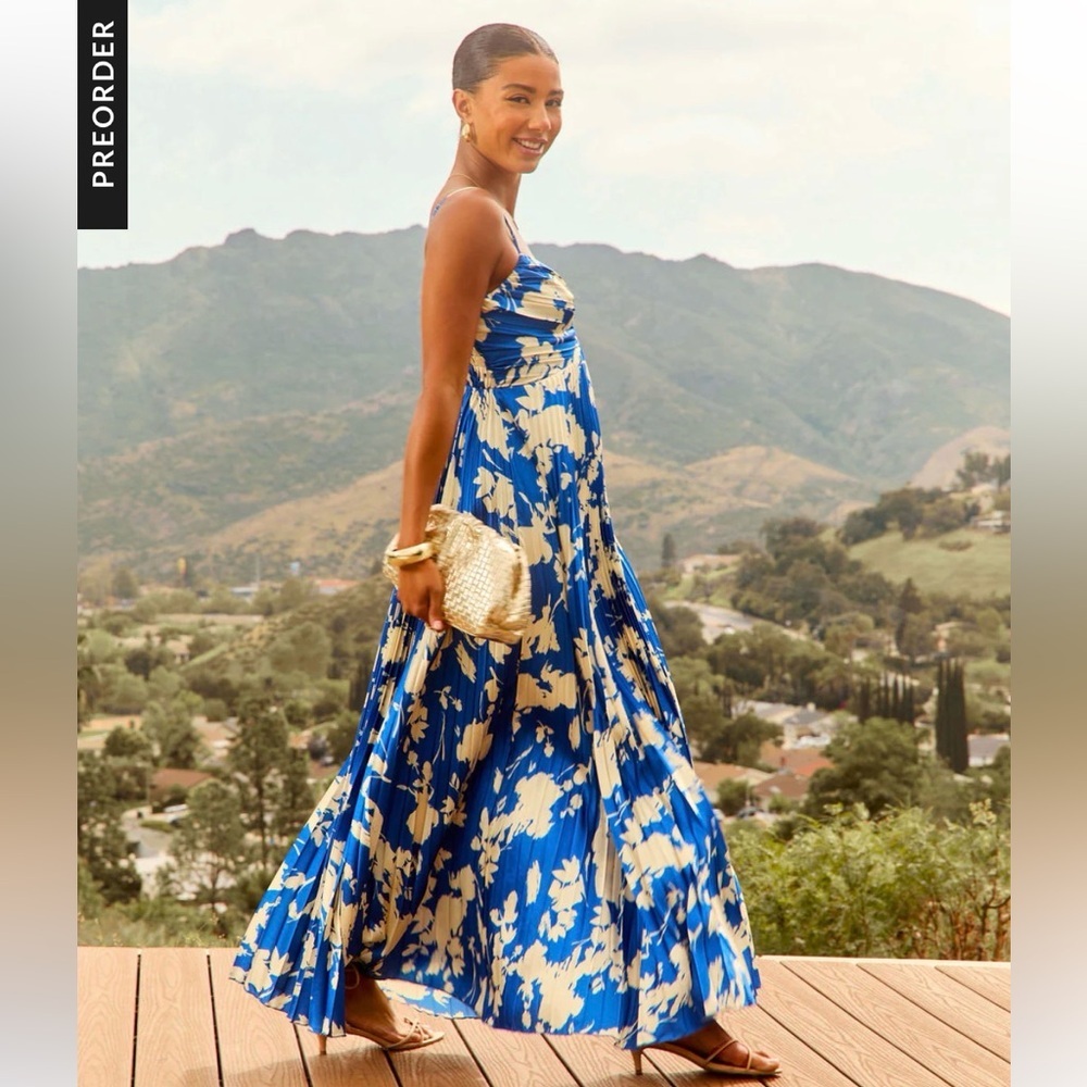 Vici Blue and Cream Floral Pleated Maxi Dress with Spaghetti Straps